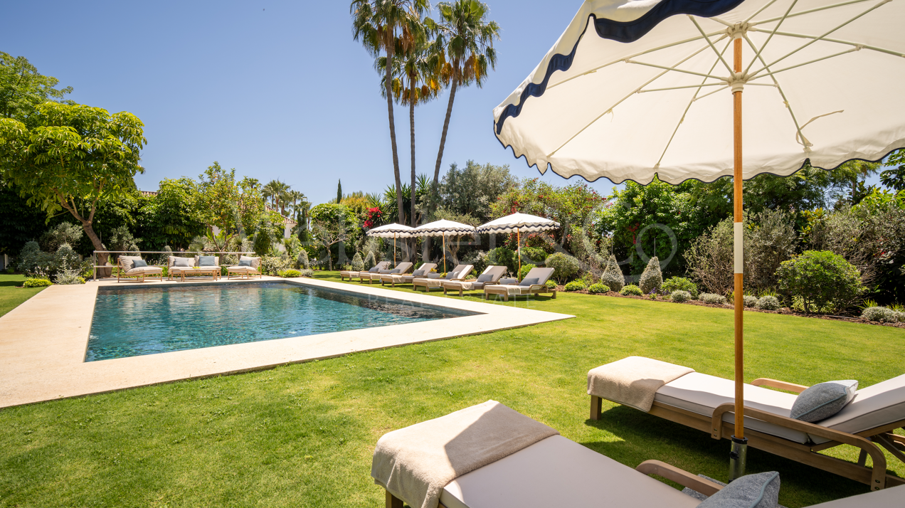 Fantastic single-level villa displays timeless charm