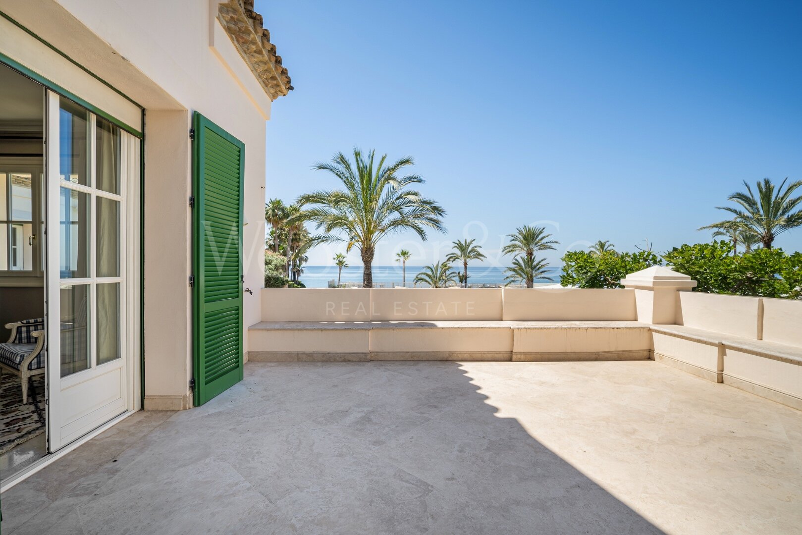 Exclusiva hogar de ensueño en primer linea de playa