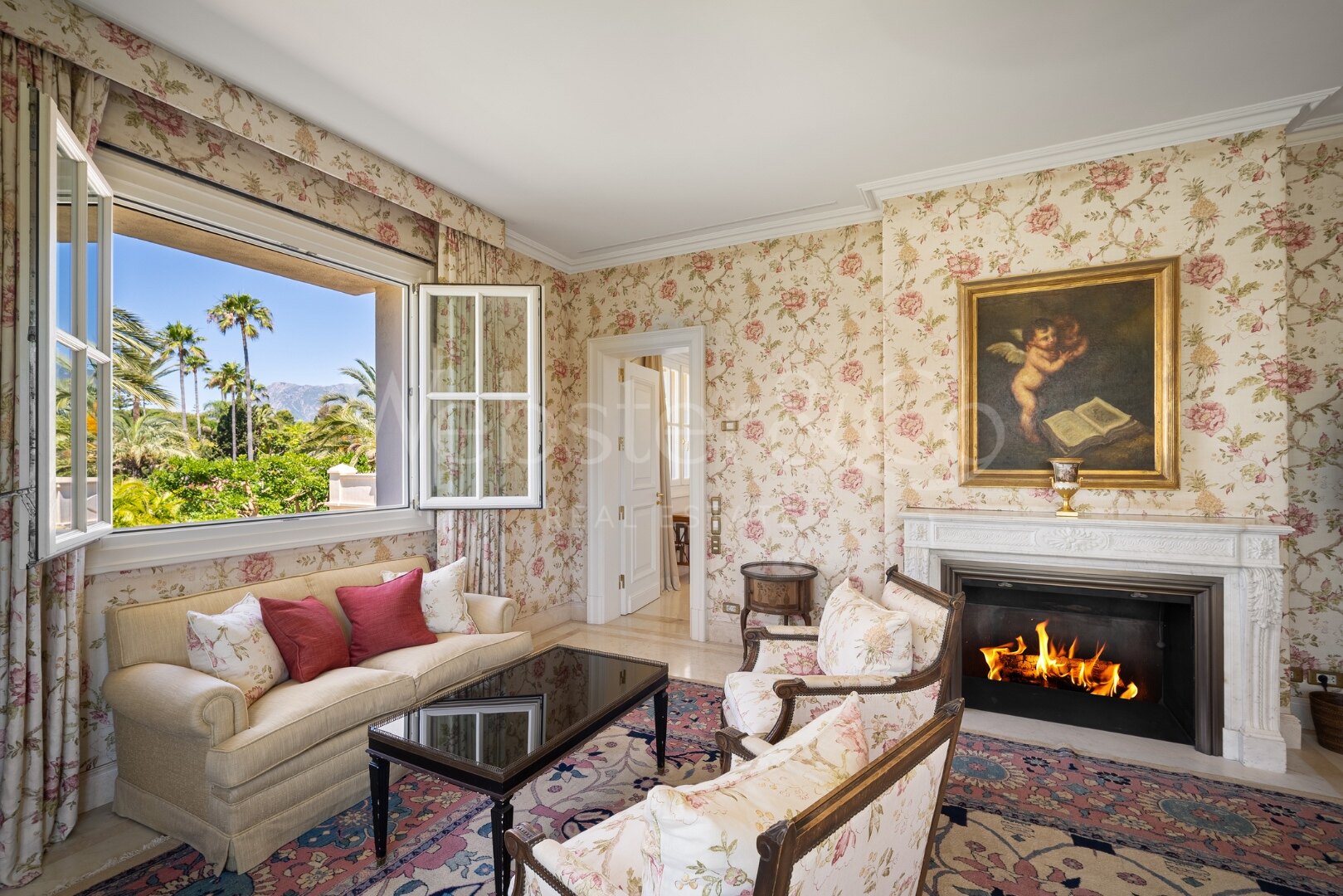 Exclusiva hogar de ensueño en primer linea de playa