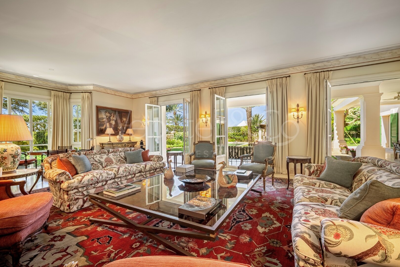 Exclusiva hogar de ensueño en primer linea de playa