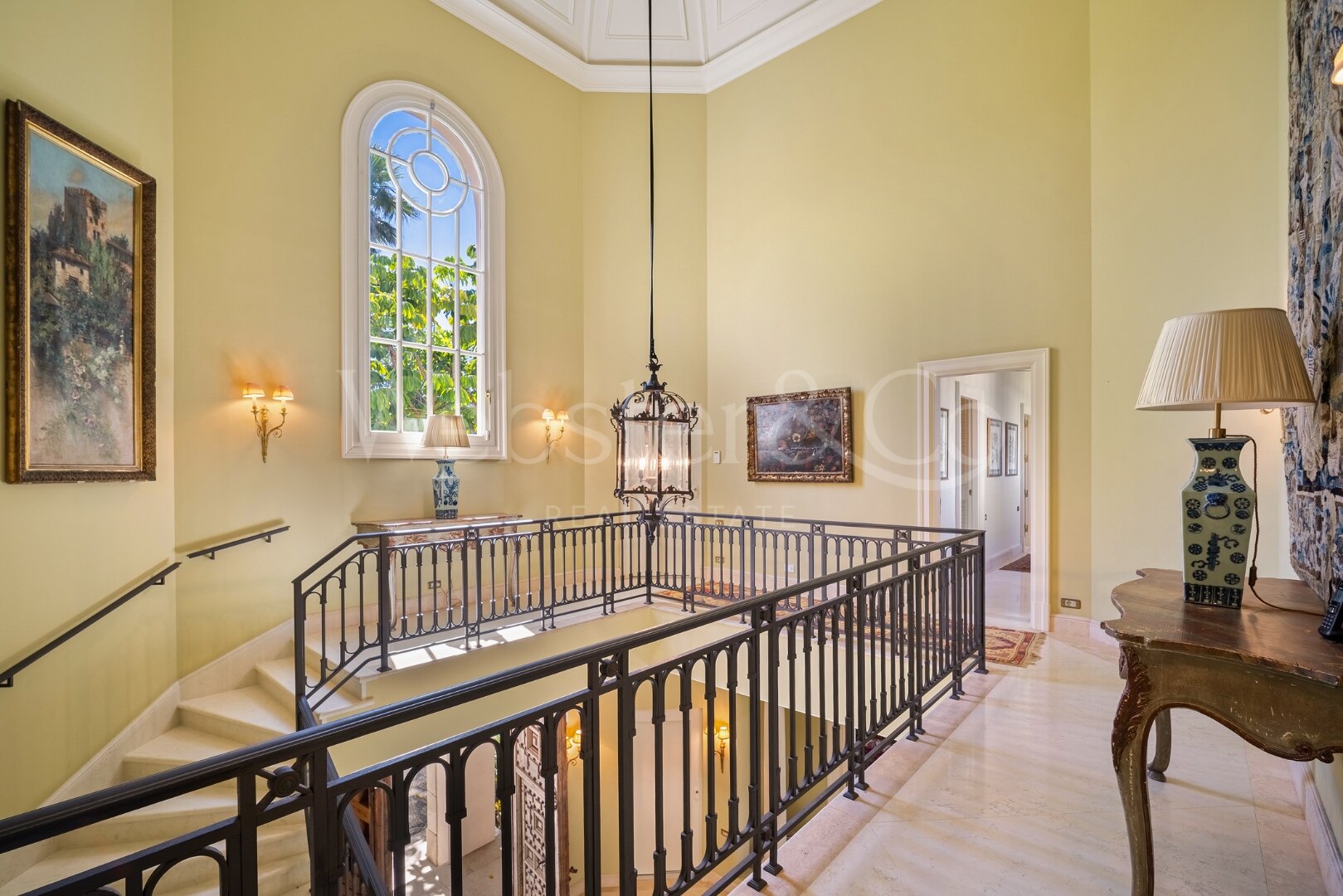 Exclusiva hogar de ensueño en primer linea de playa