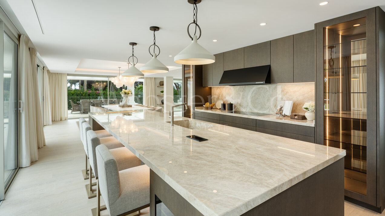 A masterful blend of contemporary & Andalucian charm