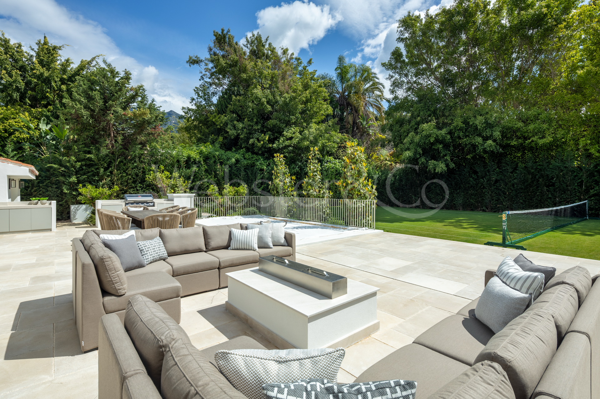 A masterful blend of contemporary & Andalucian charm