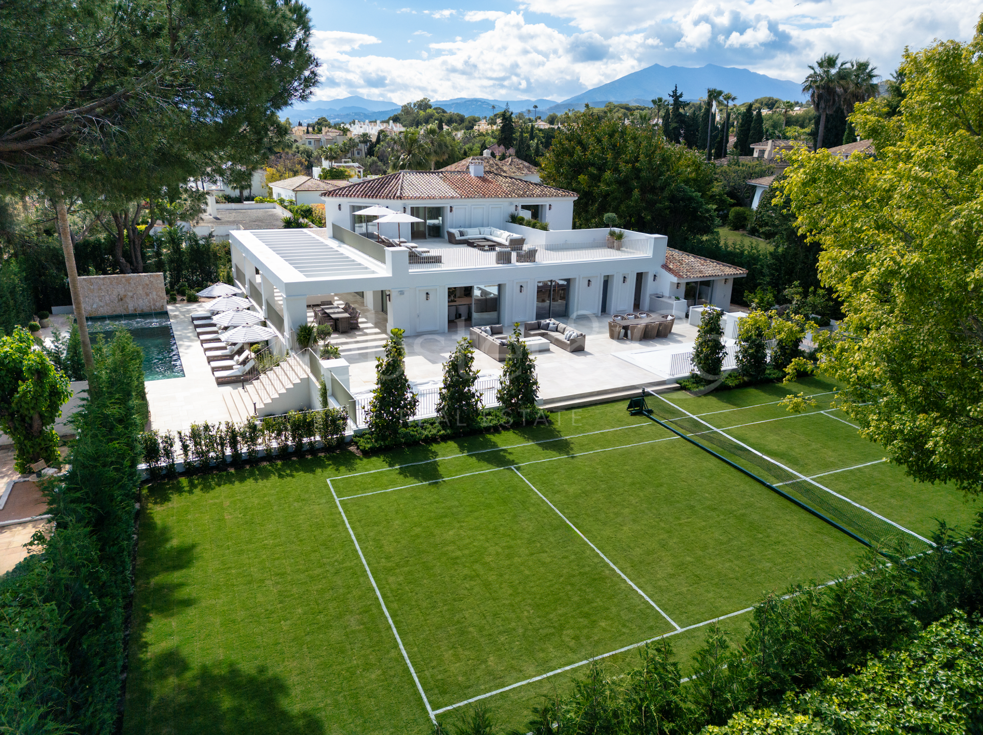 A masterful blend of contemporary & Andalucian charm