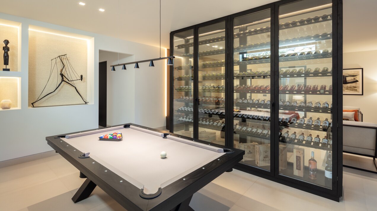 Blend of striking design with exceptional comfort