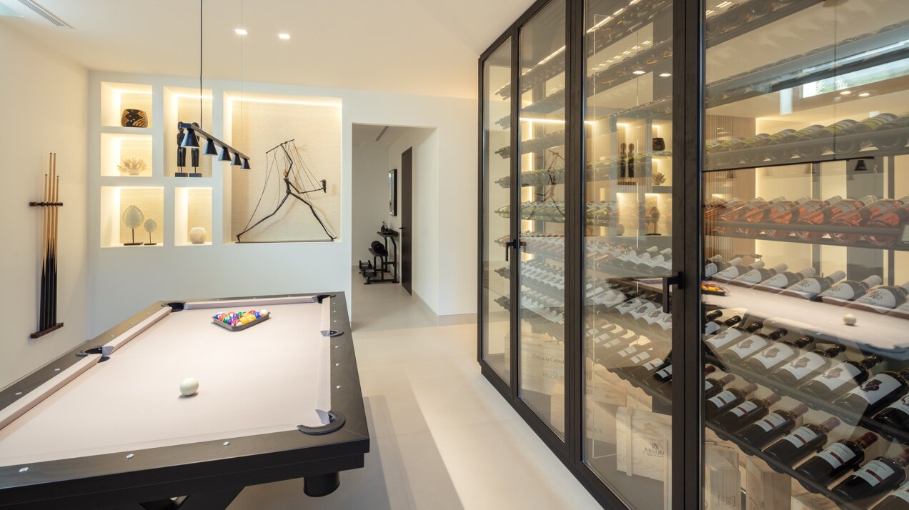Blend of striking design with exceptional comfort