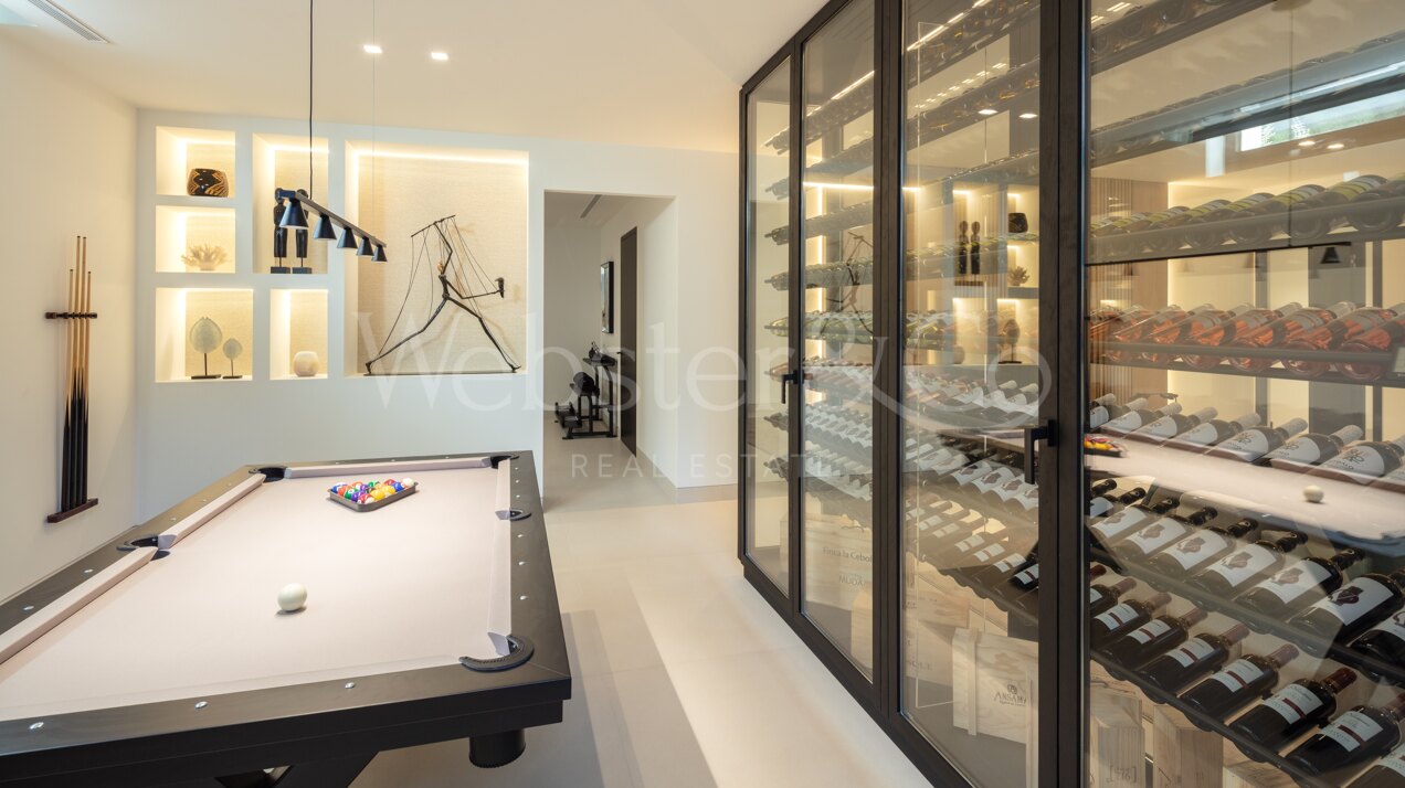 Blend of striking design with exceptional comfort