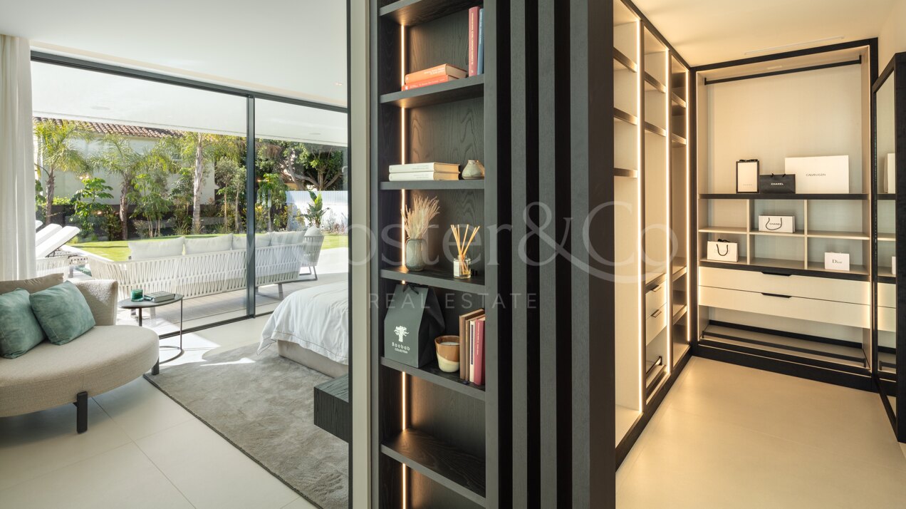 Blend of striking design with exceptional comfort