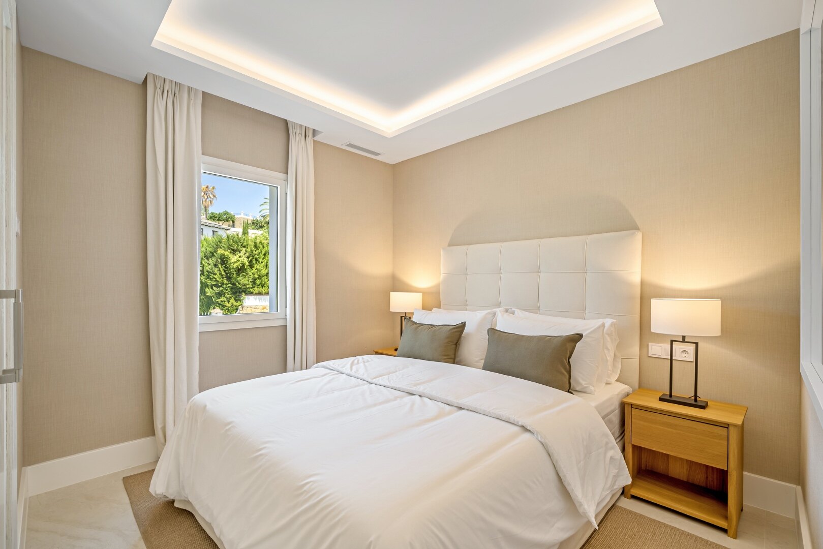 Fantastic townhouse boasts sweeping golf views