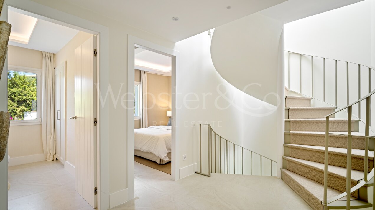 Fantastic townhouse boasts sweeping golf views