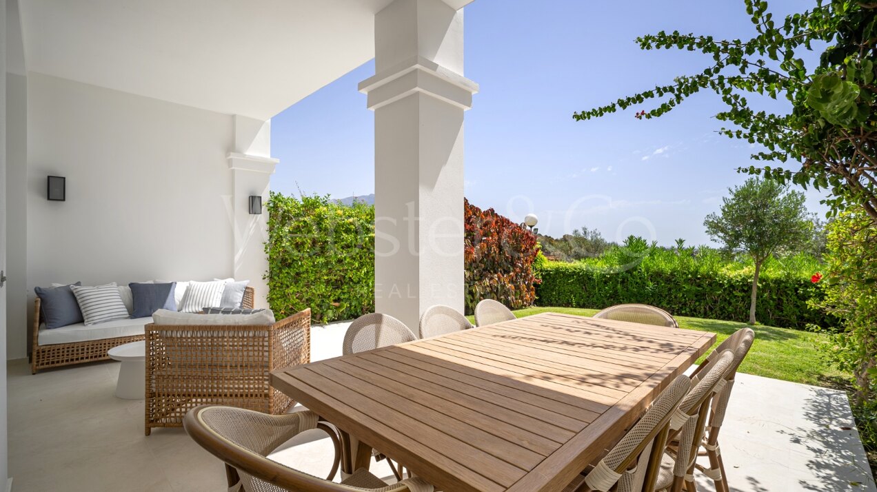 Fantastic townhouse boasts sweeping golf views