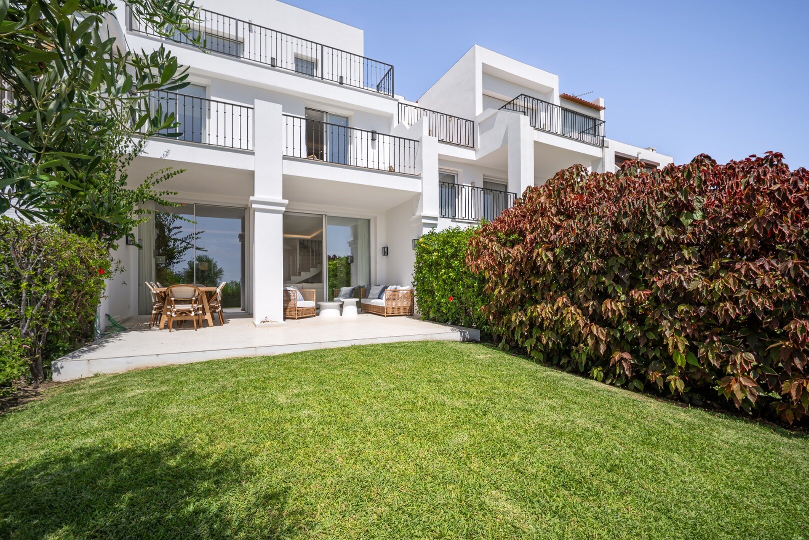 Fantastic townhouse boasts sweeping golf views