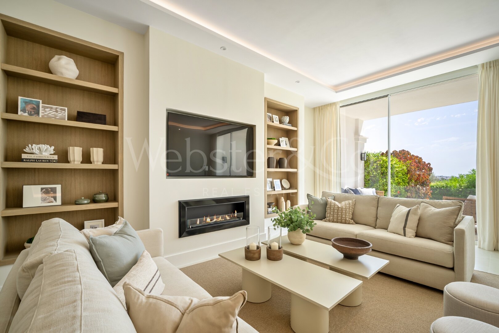 Fantastic townhouse boasts sweeping golf views