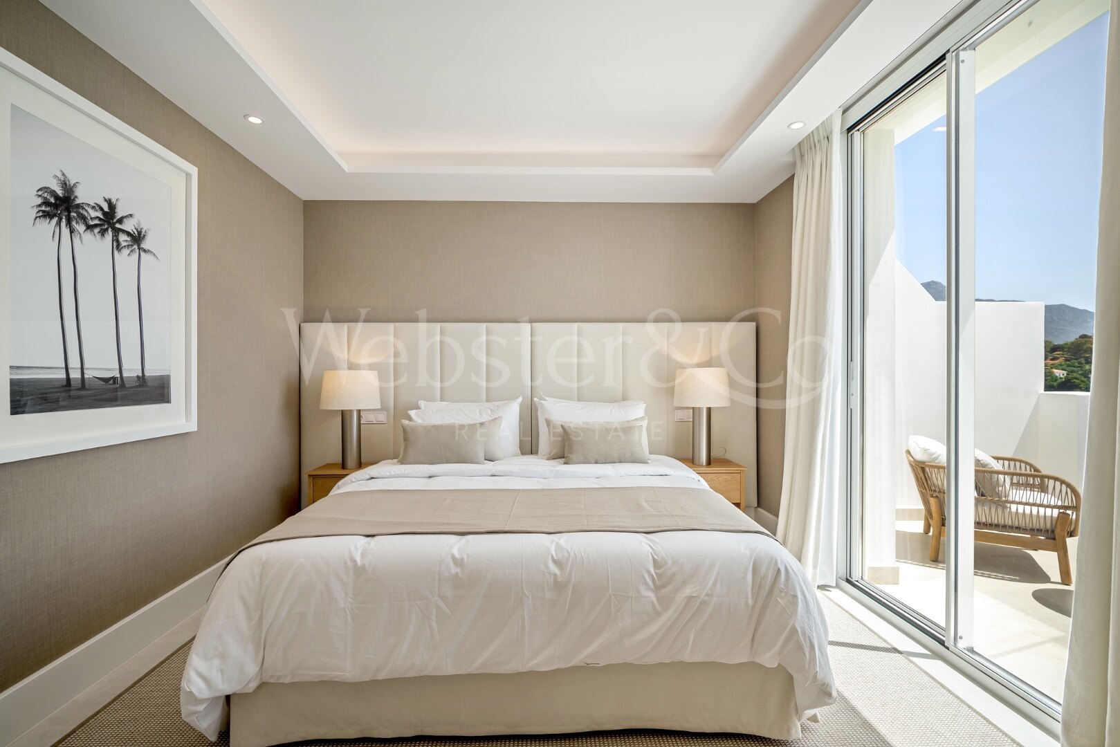 Fantastic townhouse boasts sweeping golf views