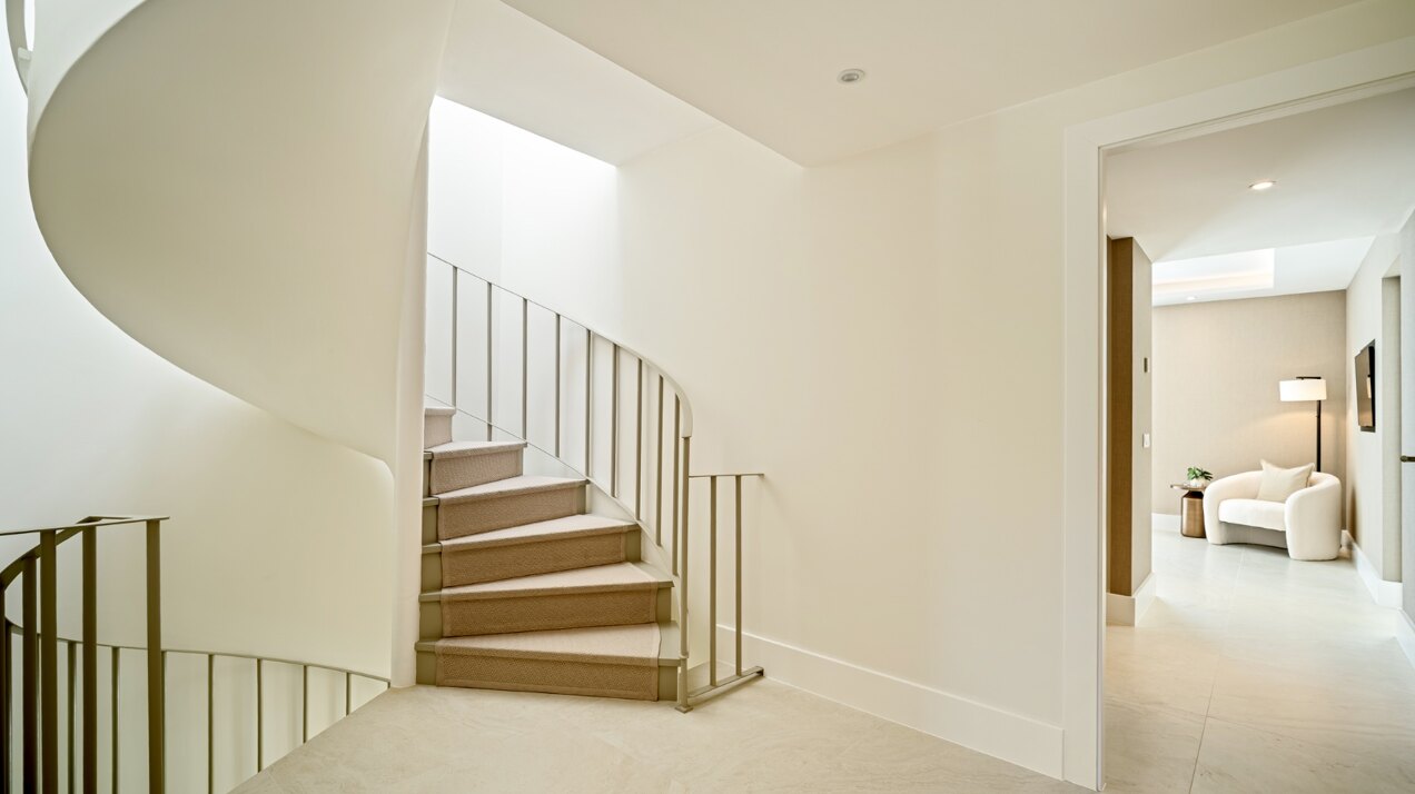 Fantastic townhouse boasts sweeping golf views