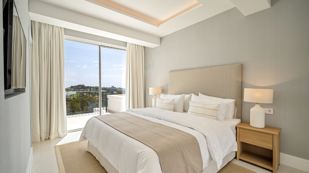 Fantastic townhouse boasts sweeping golf views