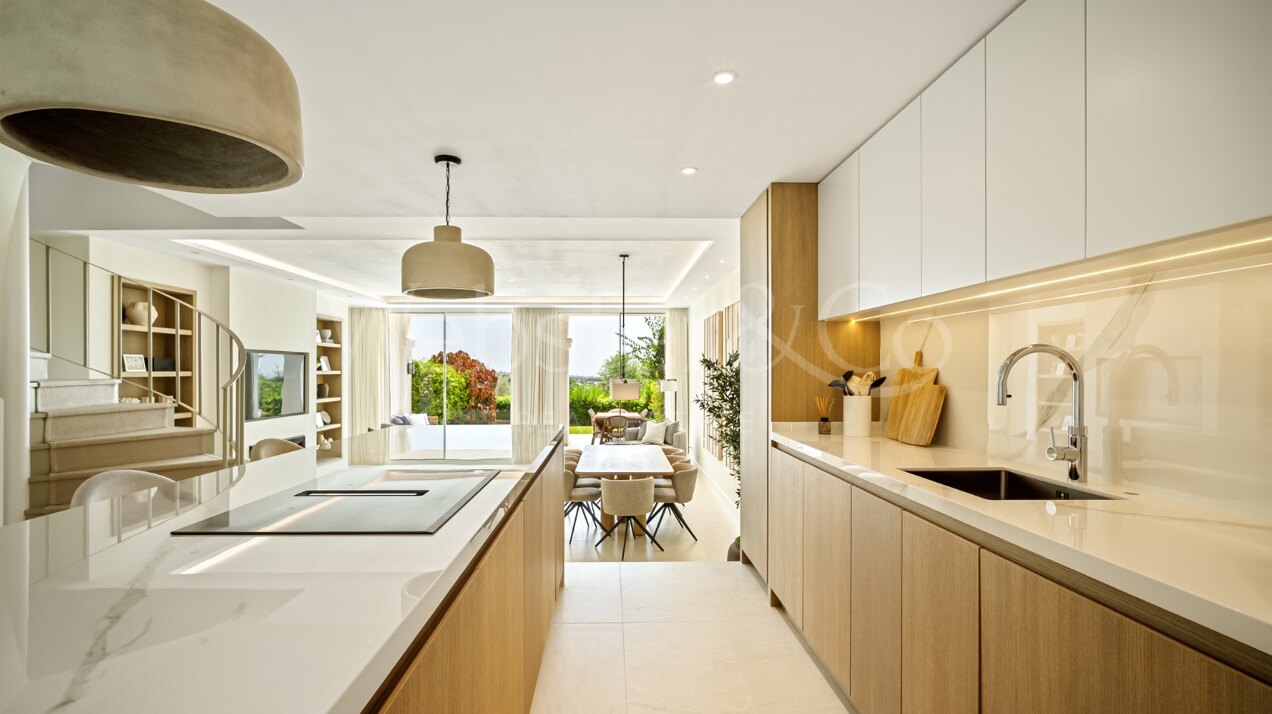 Fantastic townhouse boasts sweeping golf views