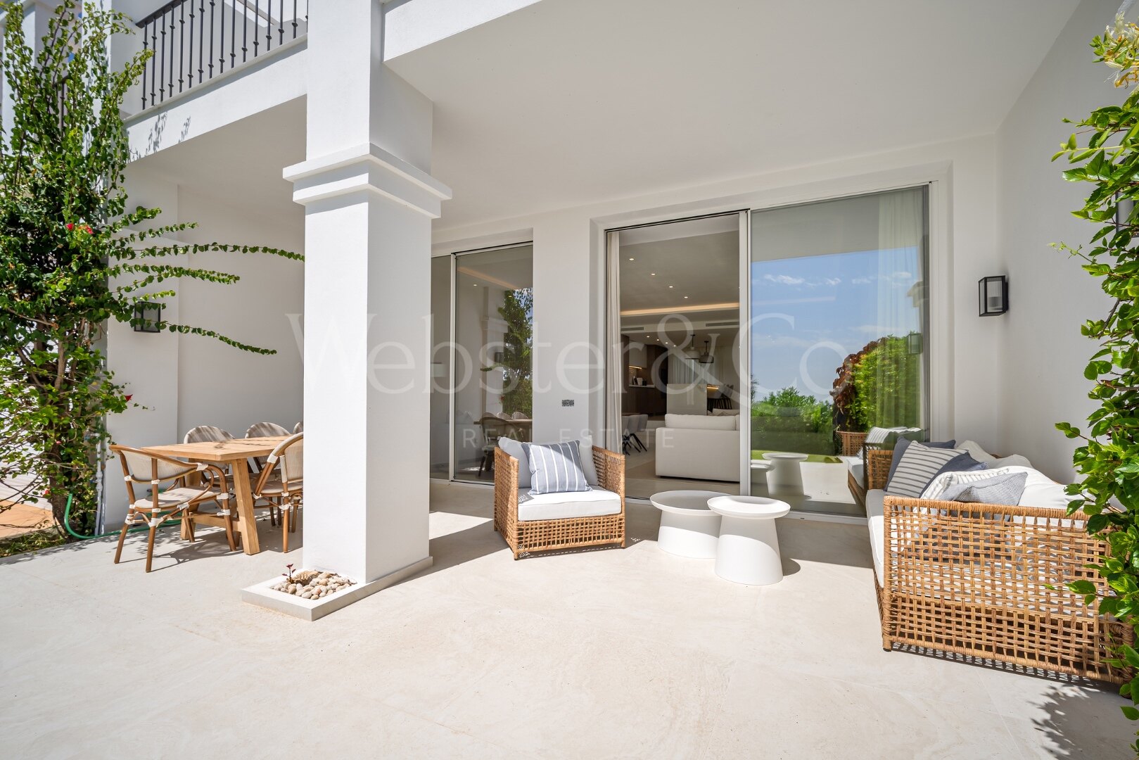 Fantastic townhouse boasts sweeping golf views