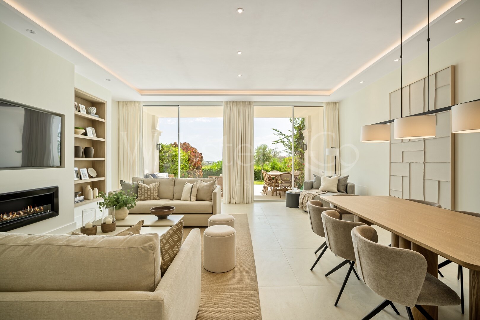 Fantastic townhouse boasts sweeping golf views