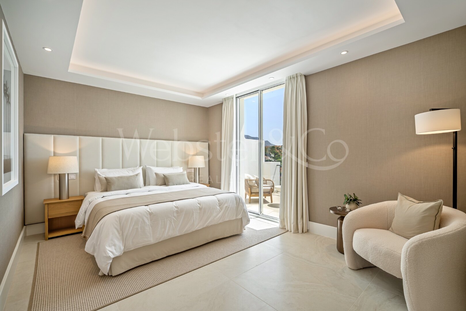 Fantastic townhouse boasts sweeping golf views