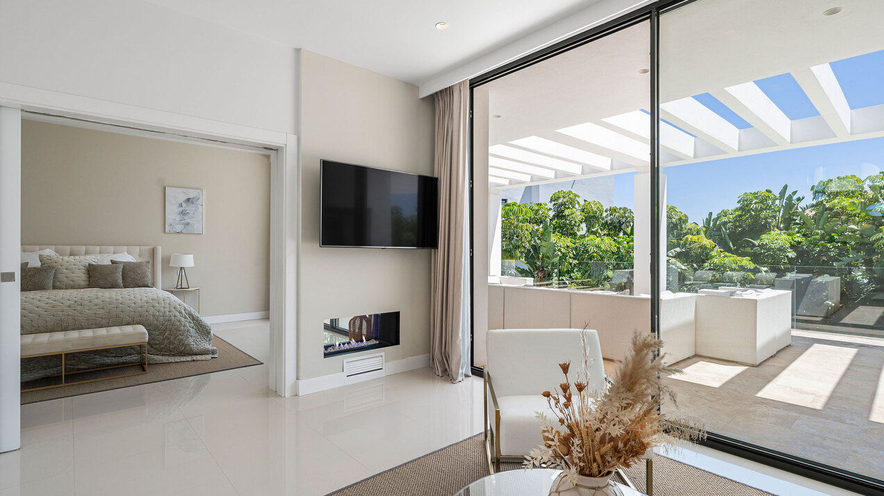Striking villa in Benahavis offers incredible views
