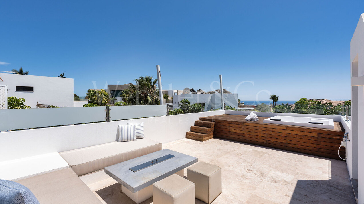 Striking villa in Benahavis offers incredible views