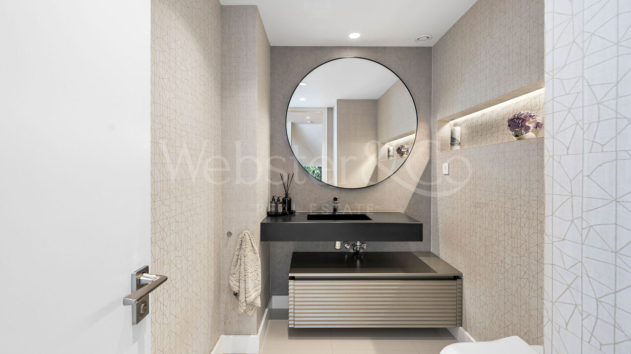 Striking villa in Benahavis offers incredible views