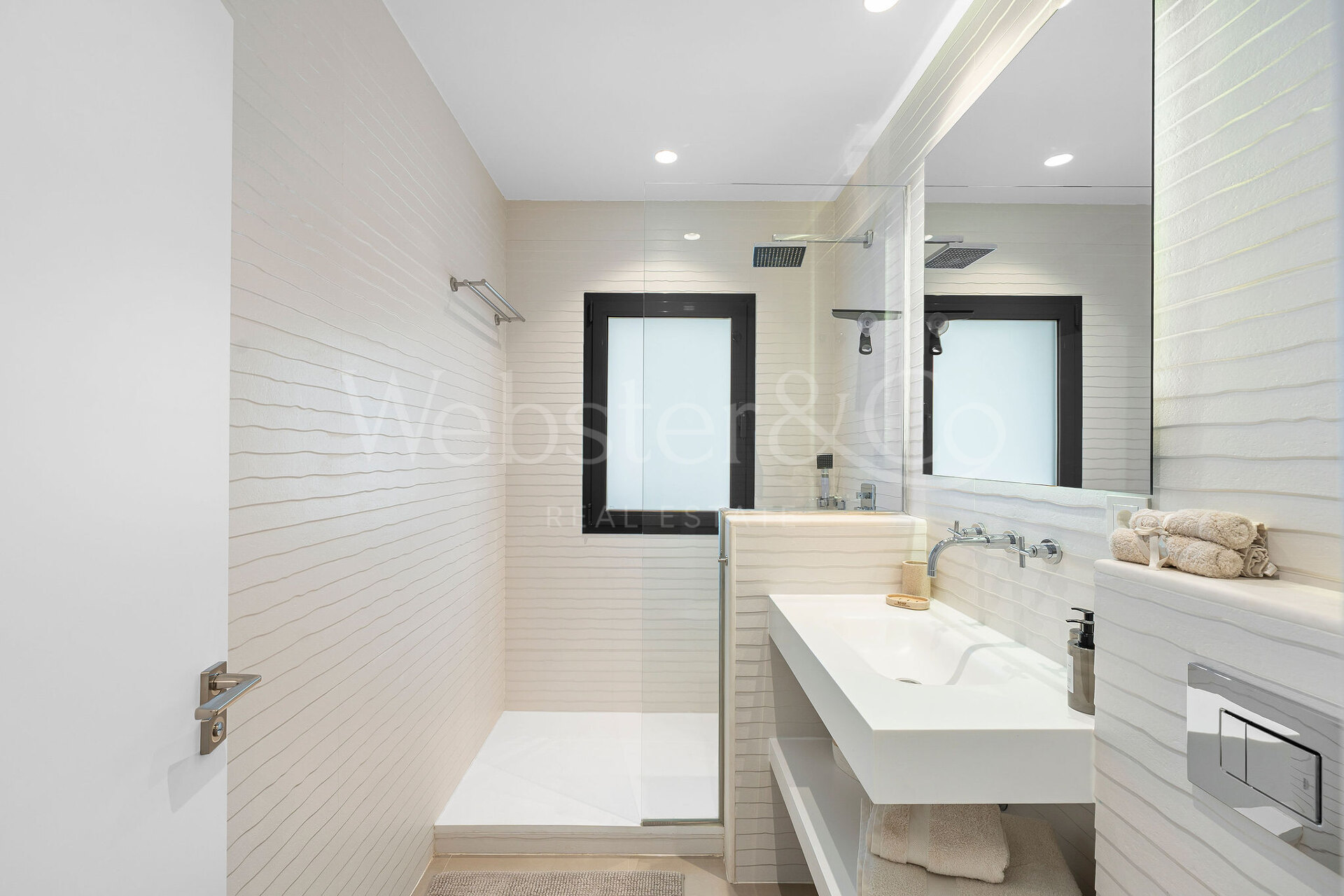 Striking villa in Benahavis offers incredible views