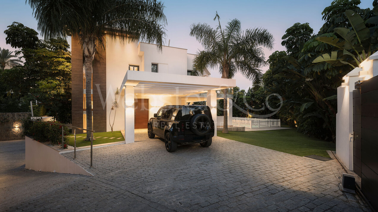 Striking villa in Benahavis offers incredible views