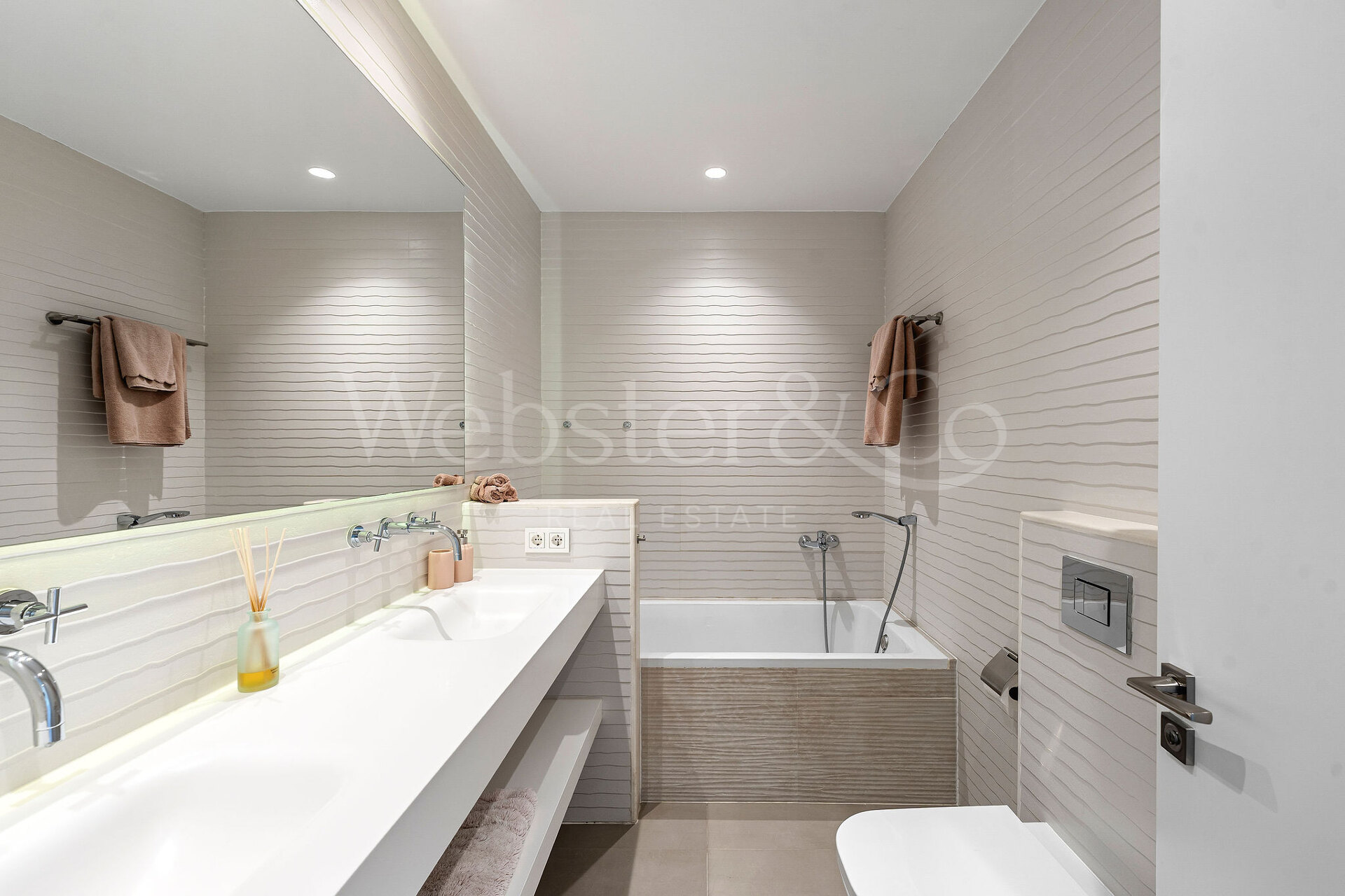 Striking villa in Benahavis offers incredible views