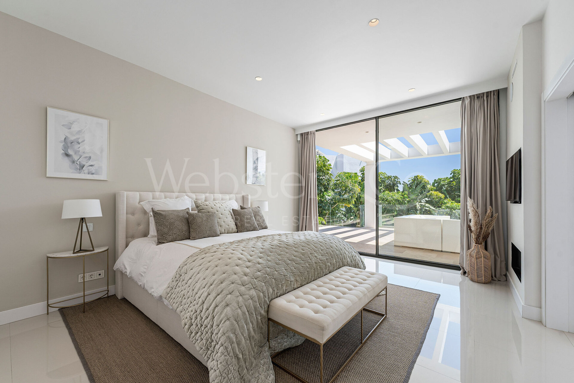 Striking villa in Benahavis offers incredible views