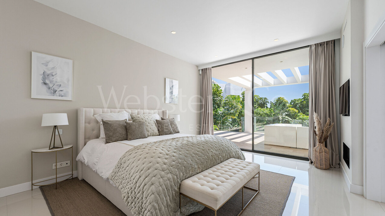 Striking villa in Benahavis offers incredible views