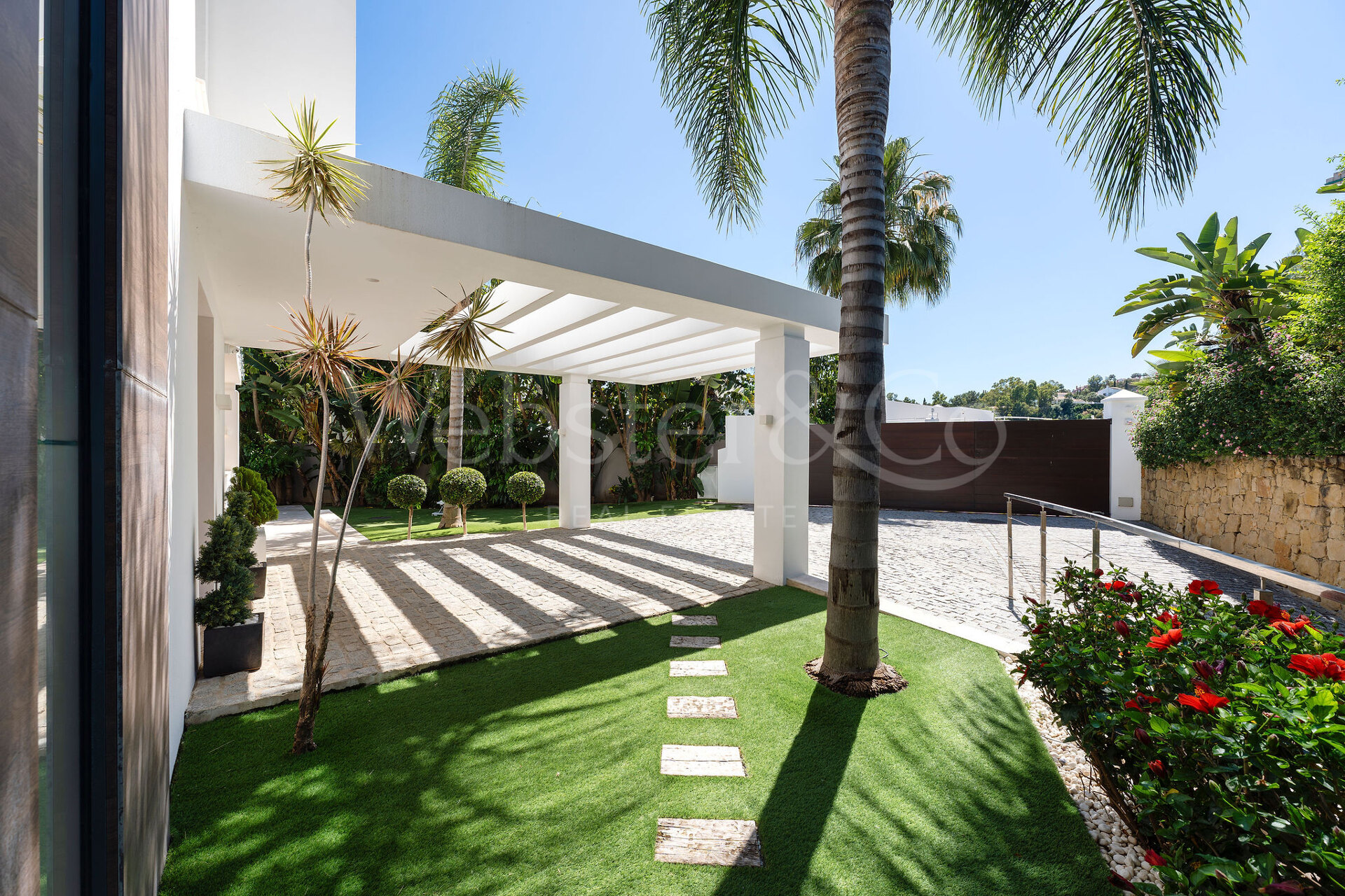 Striking villa in Benahavis offers incredible views