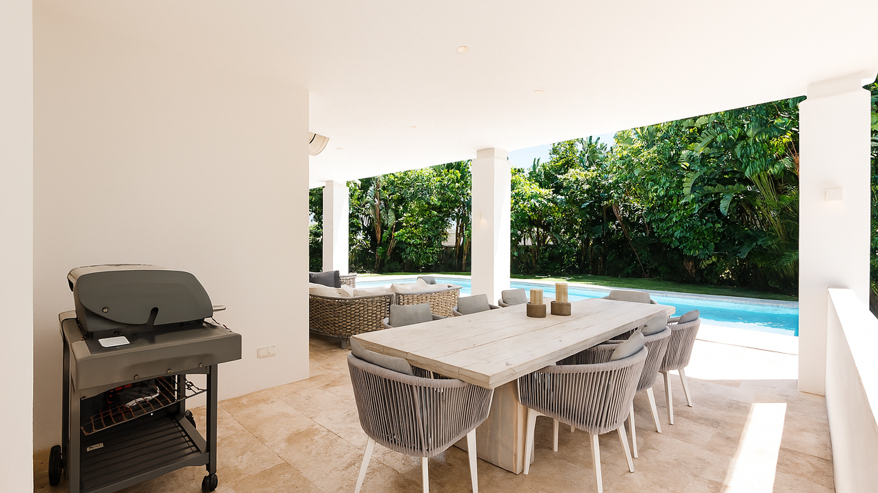 Striking villa in Benahavis offers incredible views
