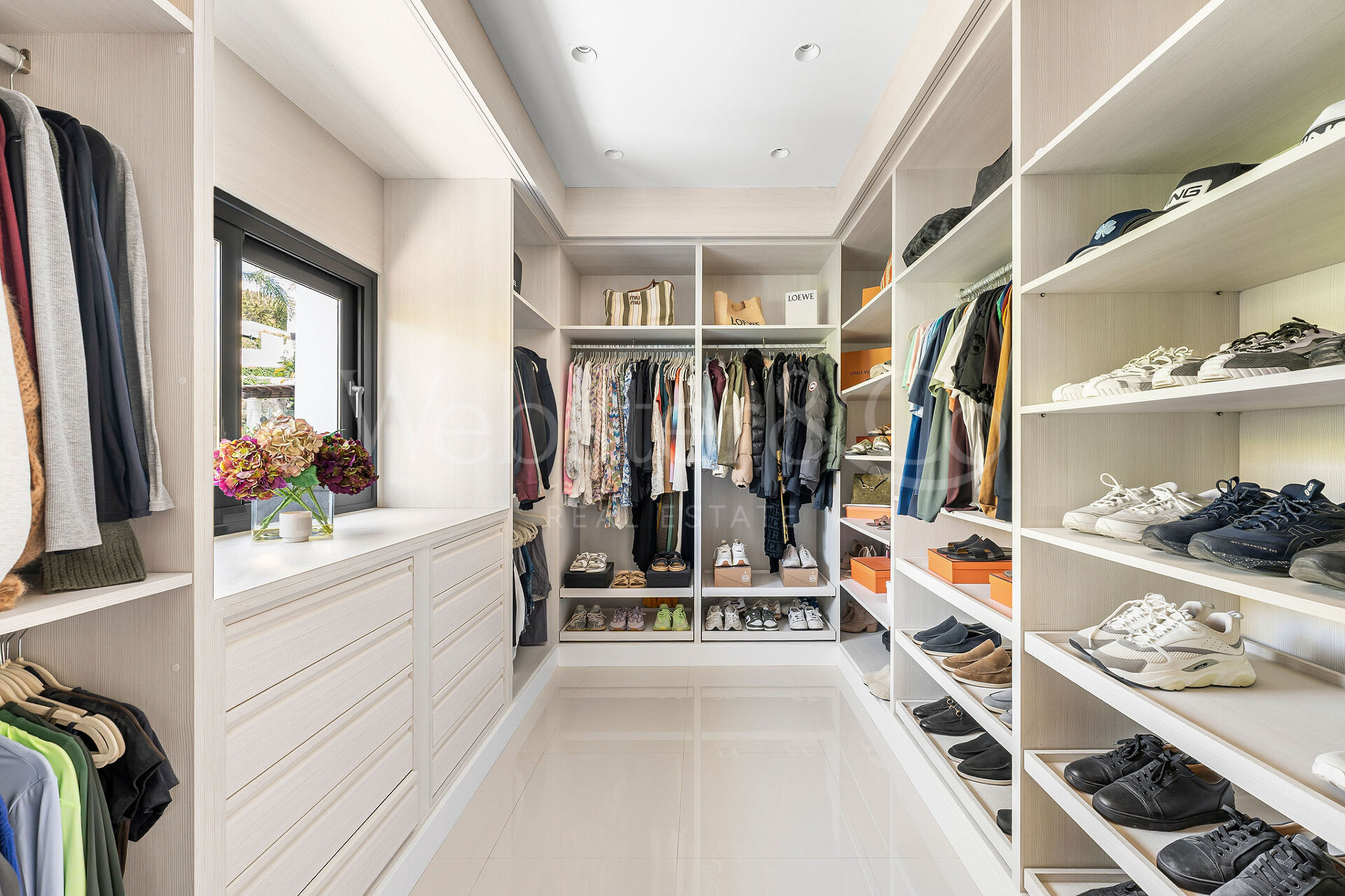 Striking villa in Benahavis offers incredible views