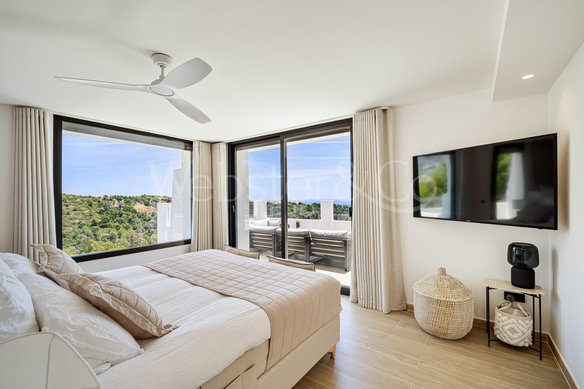 Hogar mediterráneo de ensueño lleno de luz