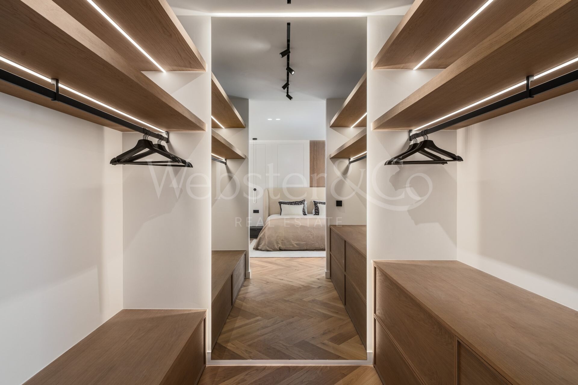 Spectacular townhouse full of style and charm