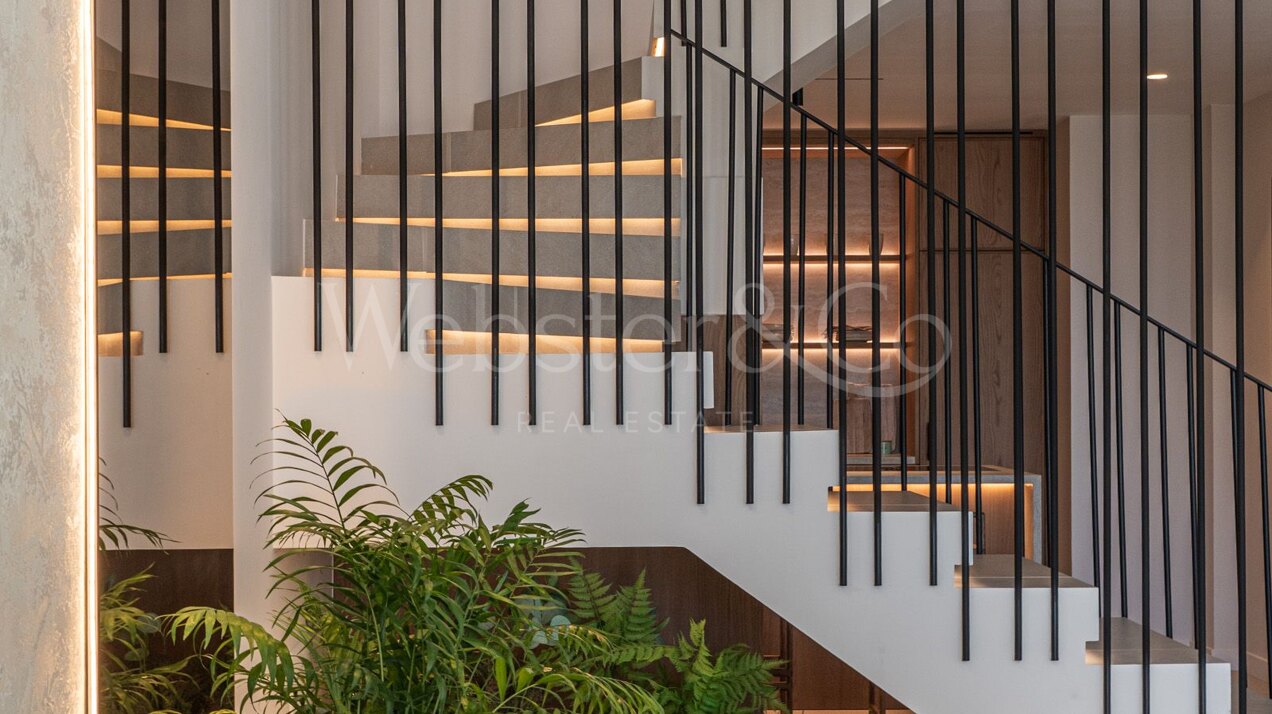 Spectacular townhouse full of style and charm