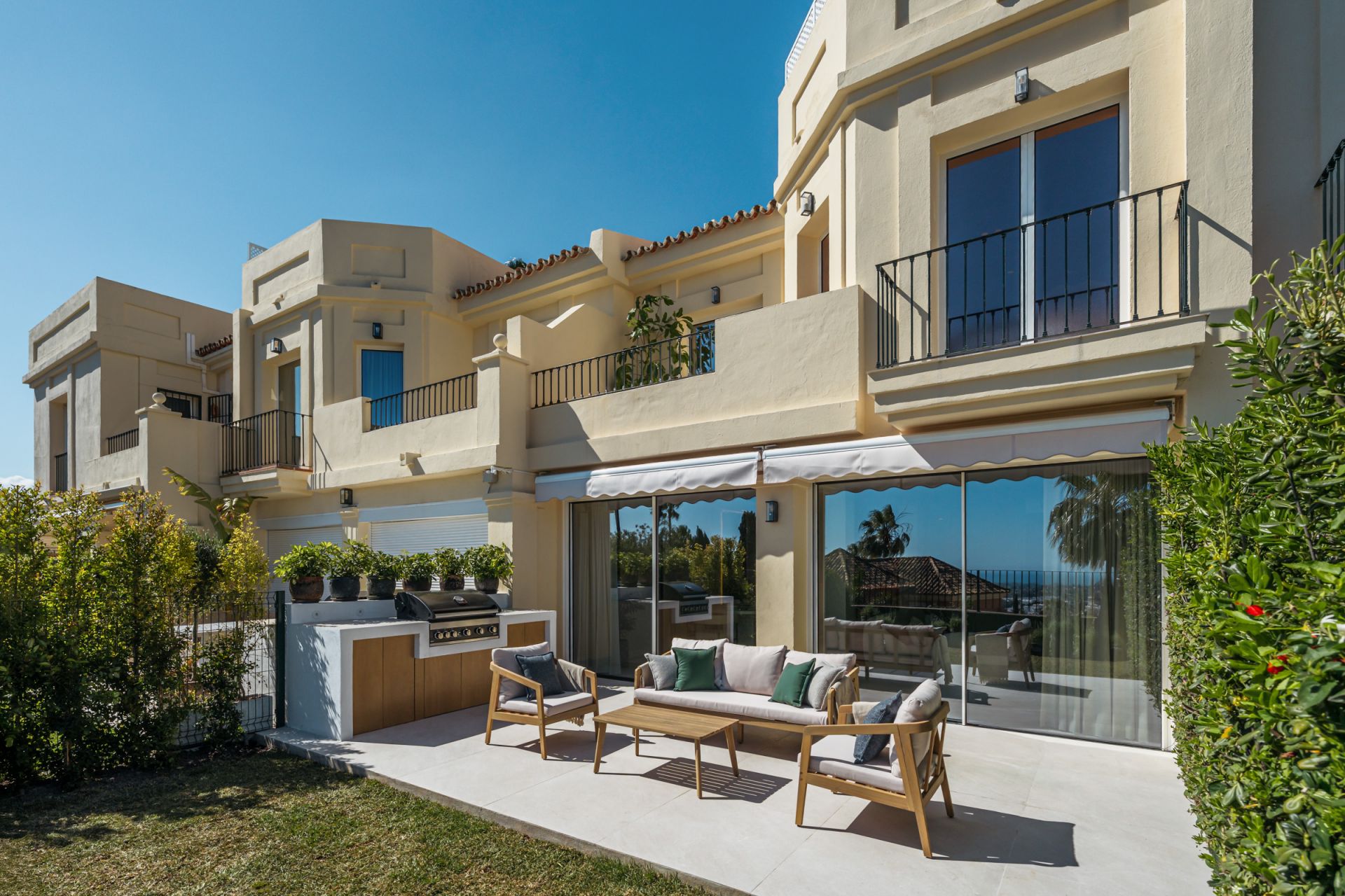 Spectacular townhouse full of style and charm