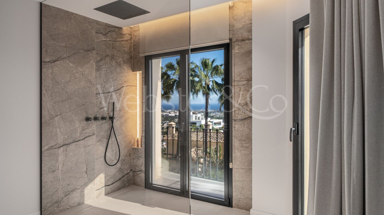 Spectacular townhouse full of style and charm