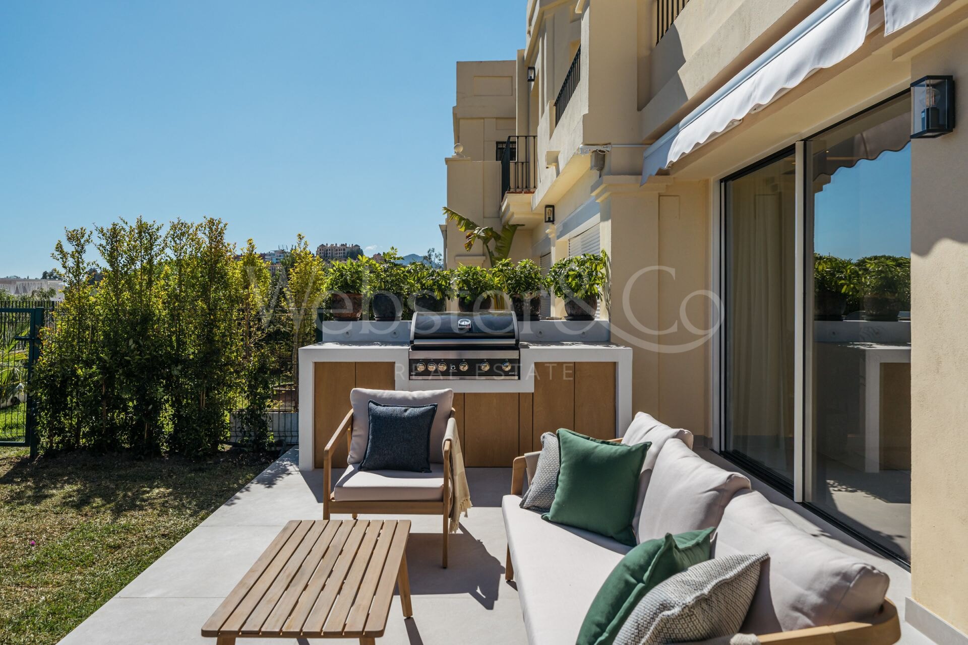 Spectacular townhouse full of style and charm