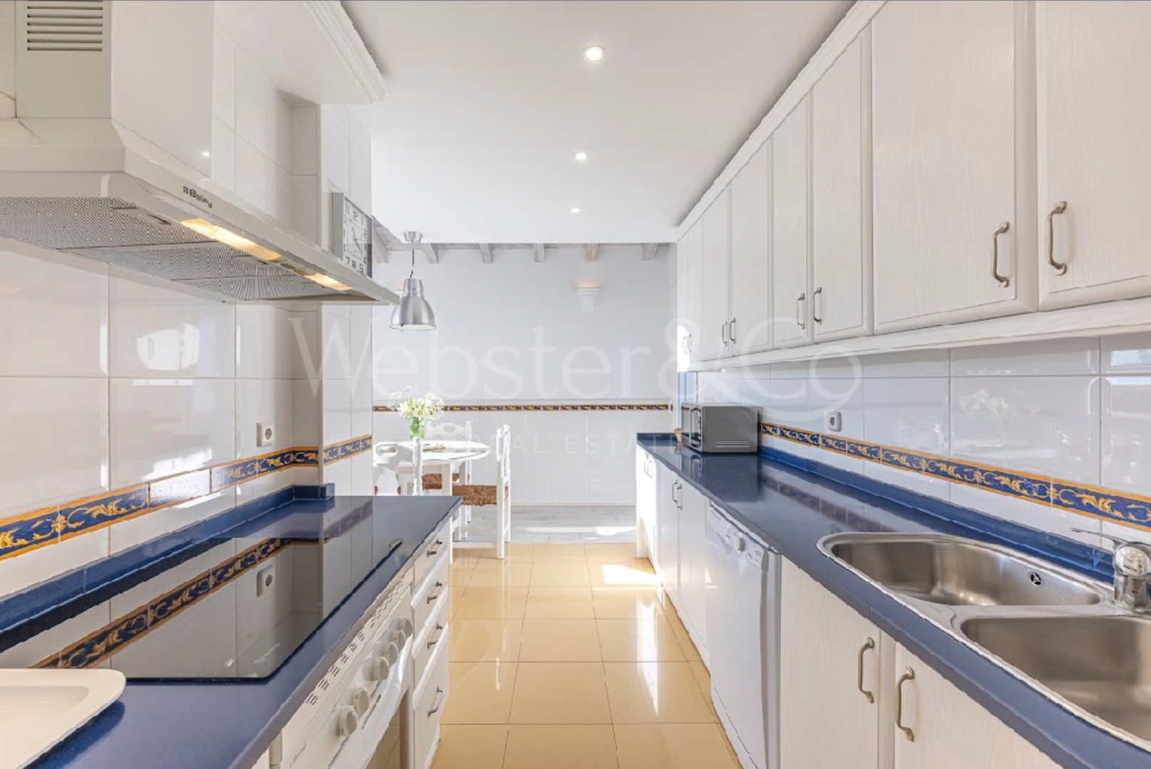 Apartment Covadonga - Primera Linea, Bahía de Marbella