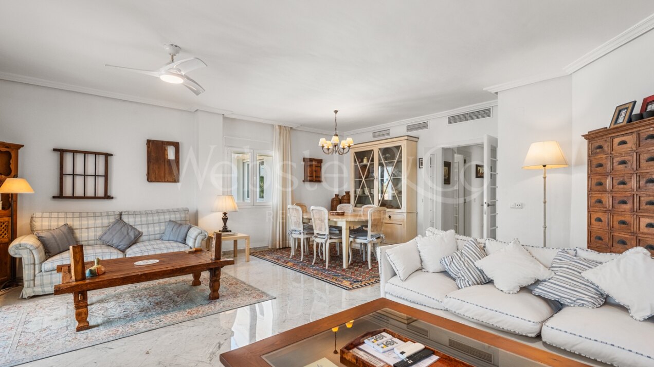 Apartment Covadonga - Beachfront Home in Bahía de Marbella