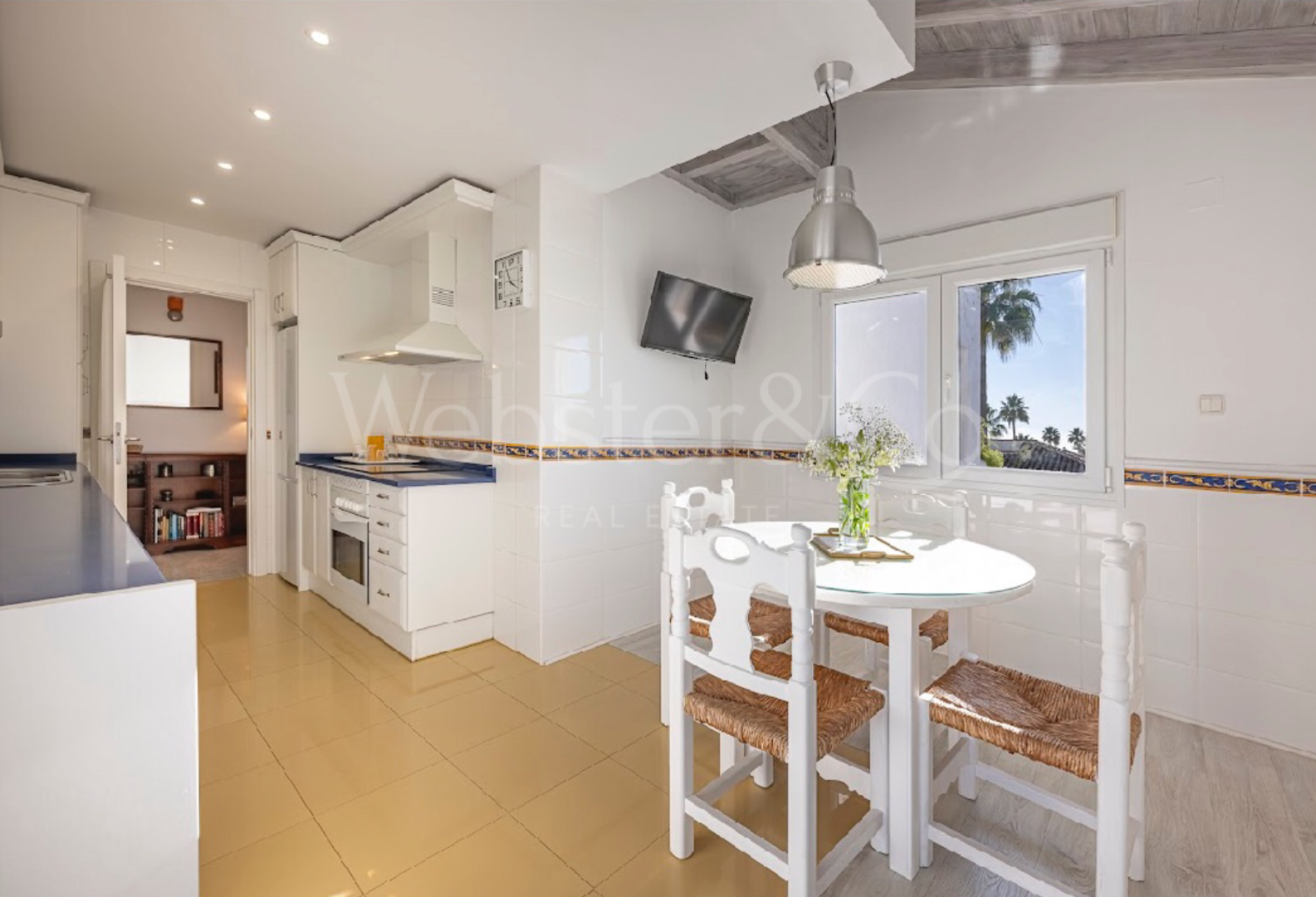 Apartment Covadonga - Primera Linea, Bahía de Marbella