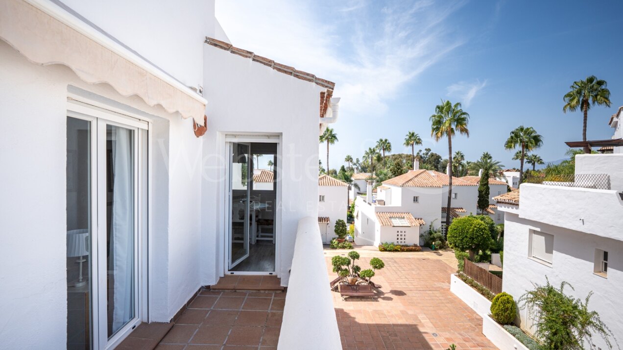Apartment Covadonga - Beachfront Home in Bahía de Marbella