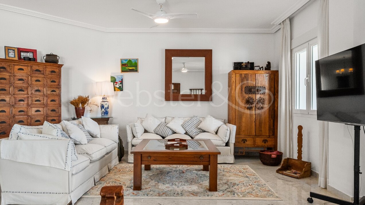 Apartment Covadonga - Beachfront Home in Bahía de Marbella