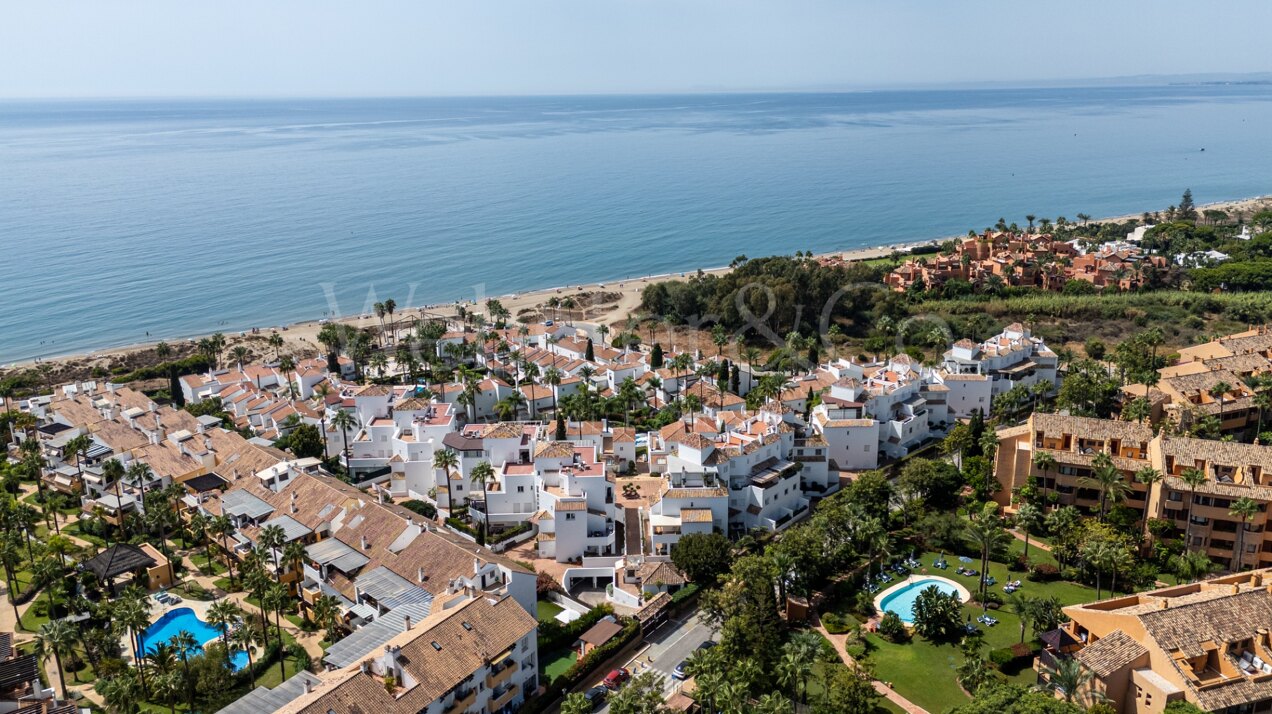 Apartment Covadonga - Beachfront Home in Bahía de Marbella