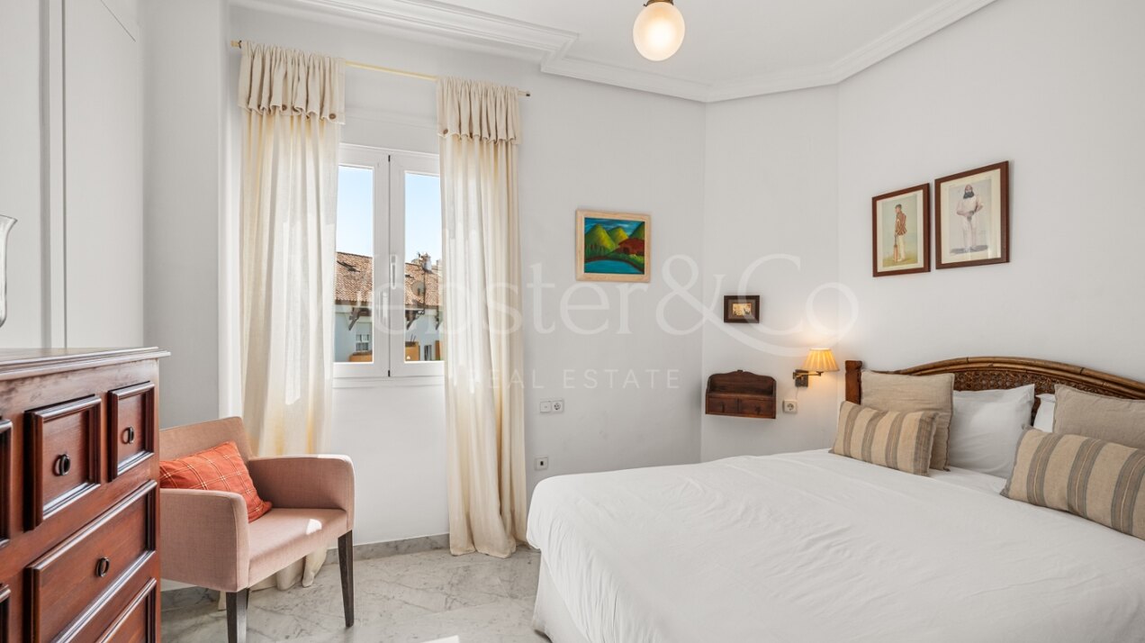 Apartment Covadonga - Beachfront Home in Bahía de Marbella