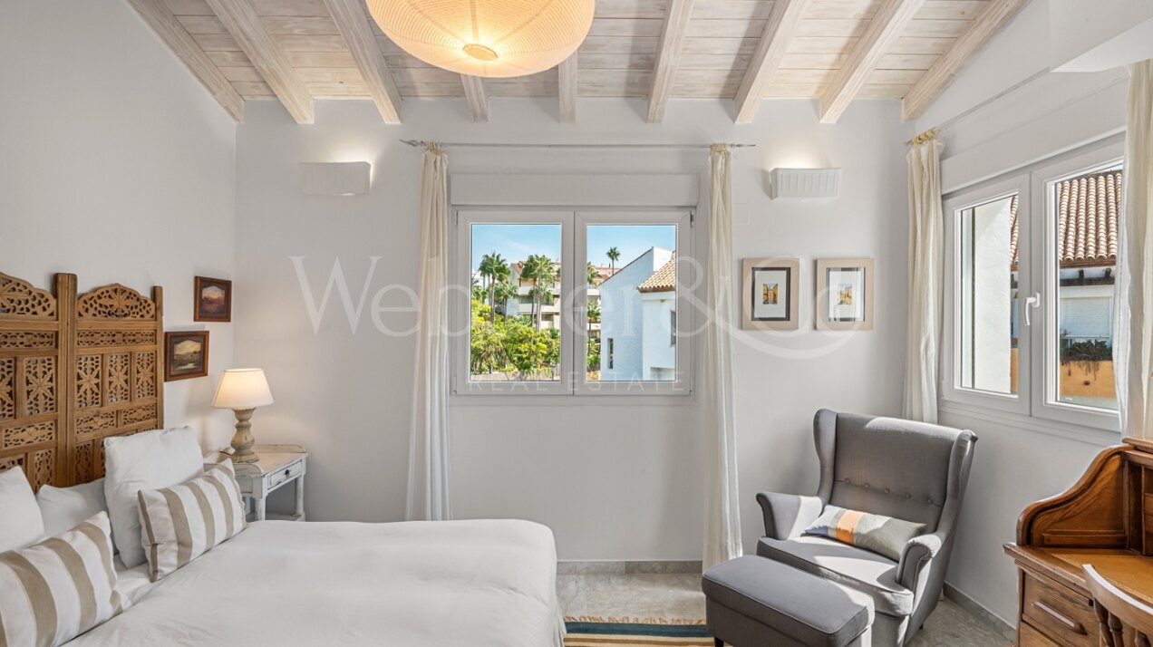 Apartment Covadonga - Beachfront Home in Bahía de Marbella