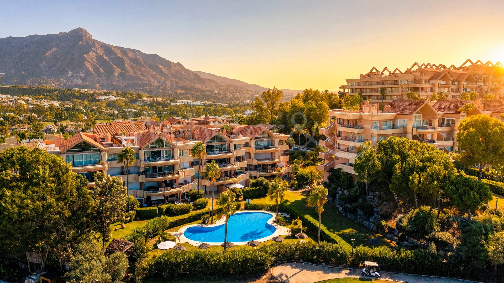 Penthouse Magna - Renovation Project in Nueva Andalucía